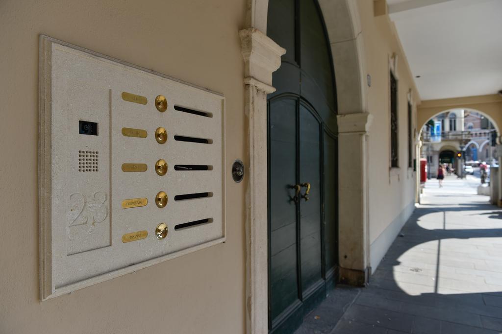 Palazzo Bovio - Boutique Apartments Padoue Extérieur photo
